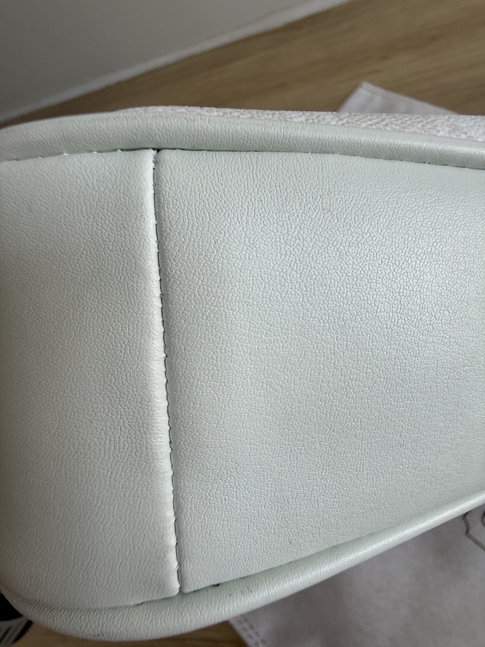 Coach White Teri Shoulder Bag in Signature Canvas - Picture 5 of 8